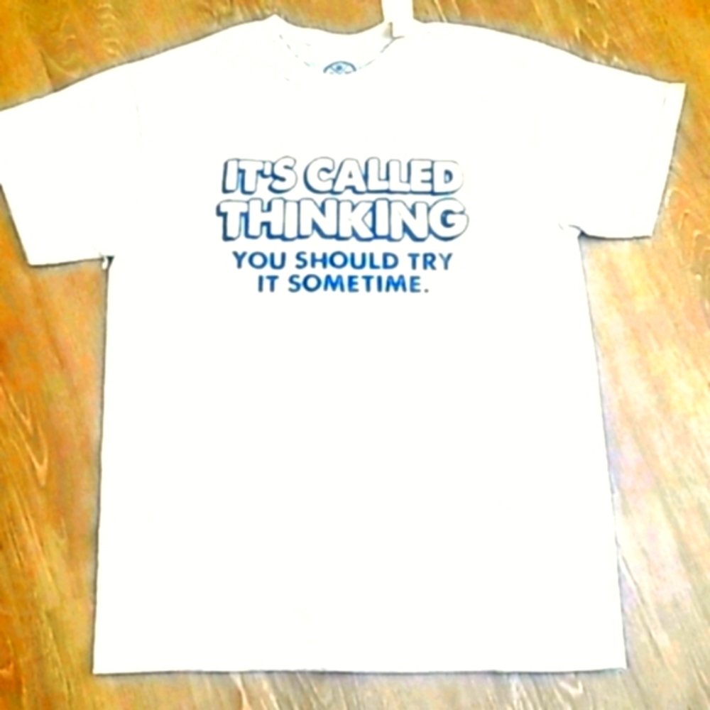 GRAPHIC TEE SHIRT